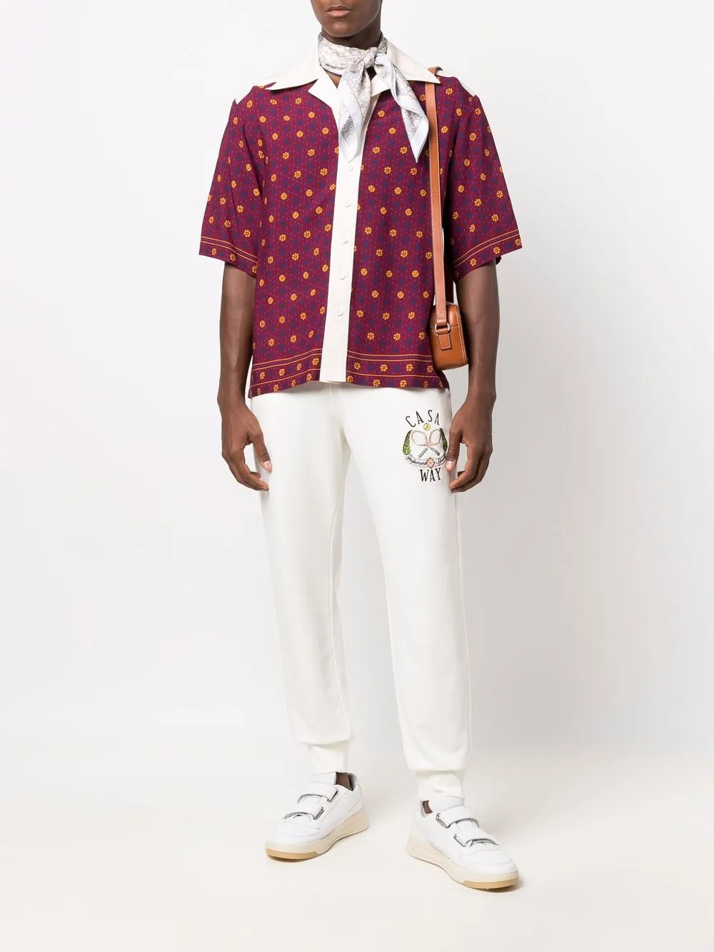 фото Casablanca спортивные брюки tennis club с вышитым логотипом