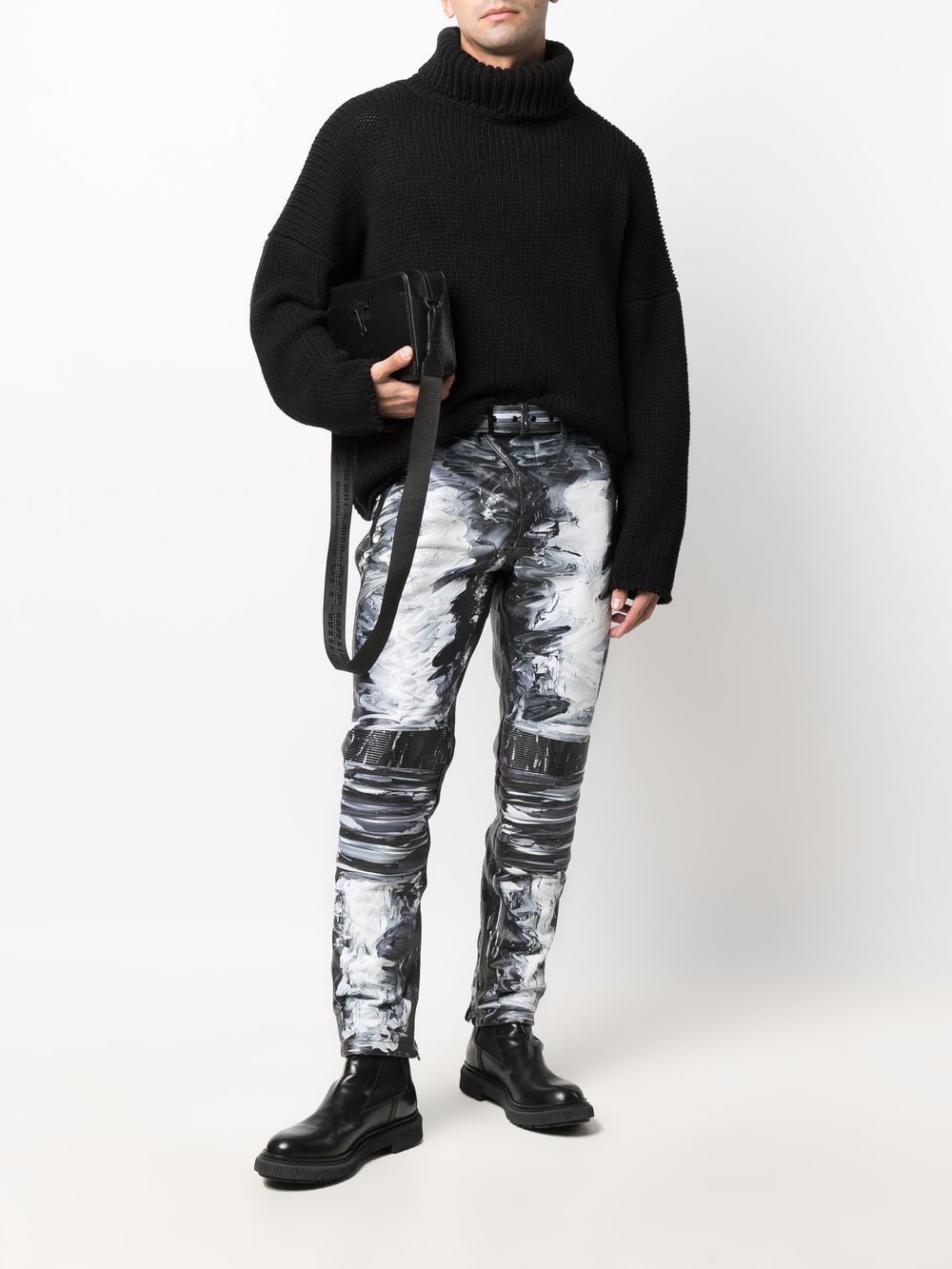 фото Moschino брюки с графичным принтом