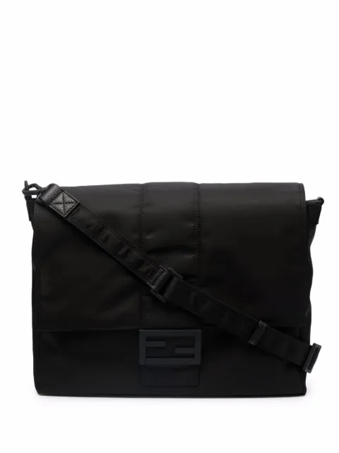 FENDI mochila tipo mensajero Baguette grande