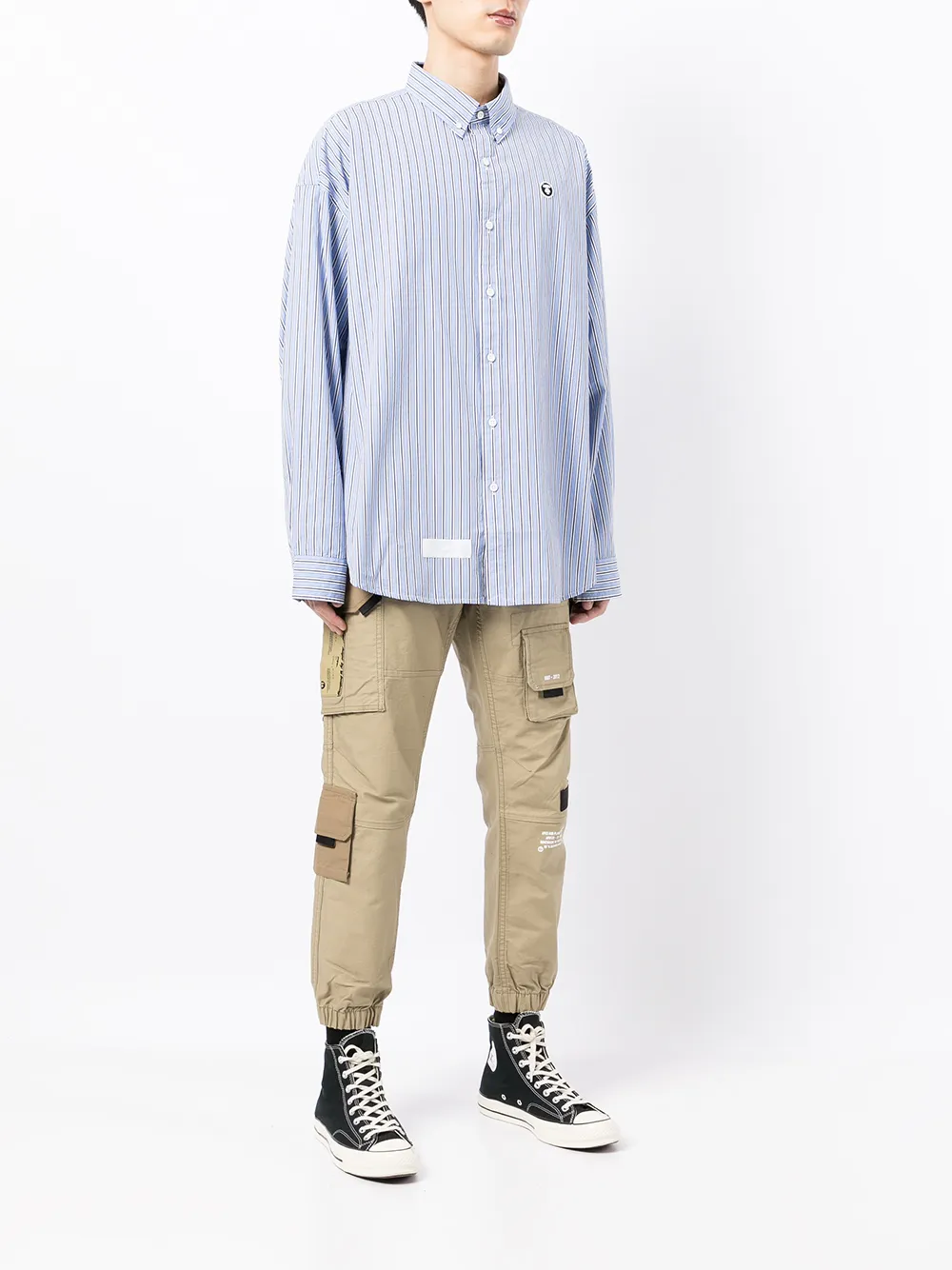 фото Aape by *a bathing ape® полосатая рубашка с нашивкой-логотипом