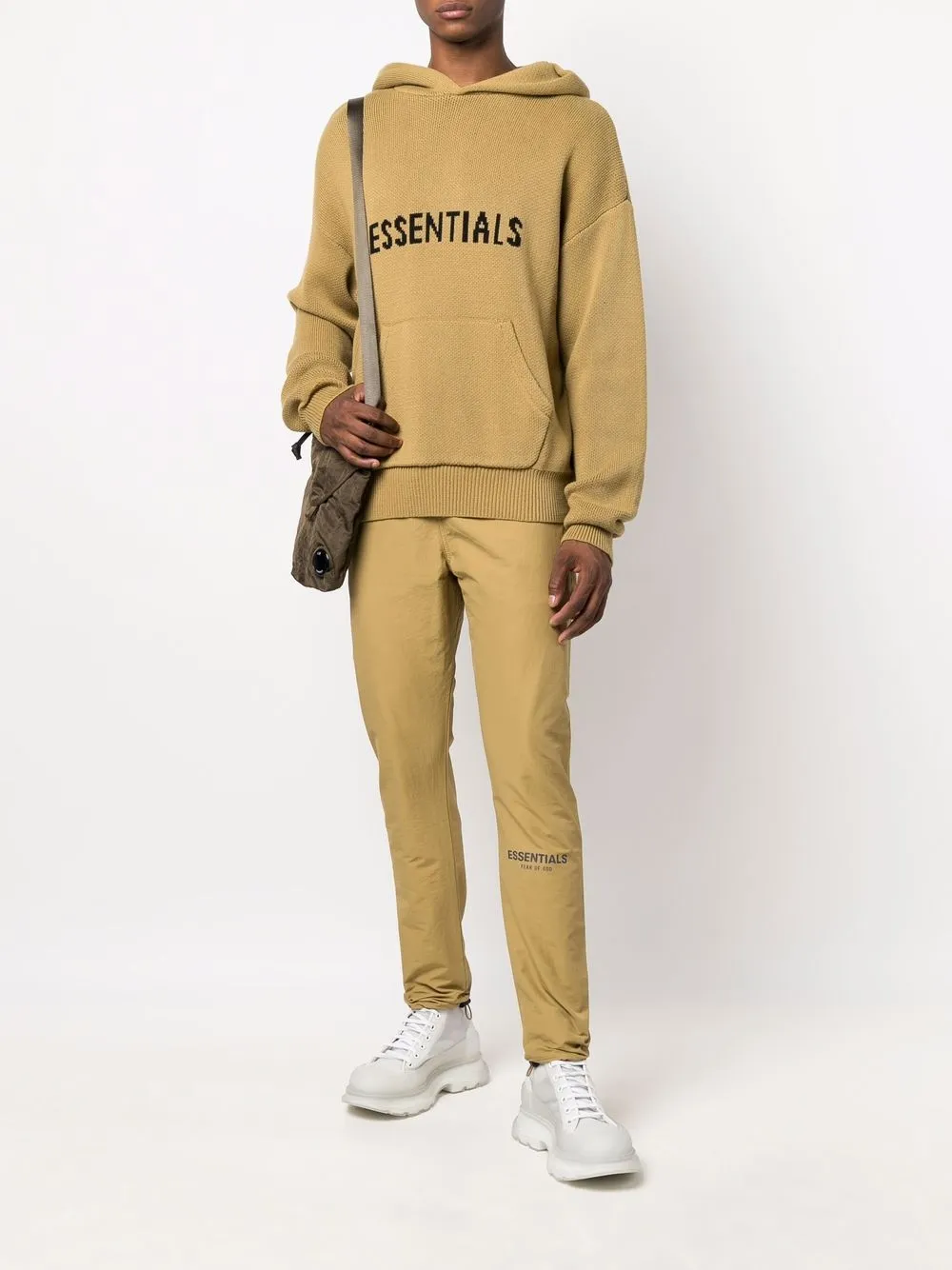  Fear Of God Essentials Jogginghose Mit Logo Print   Nude 