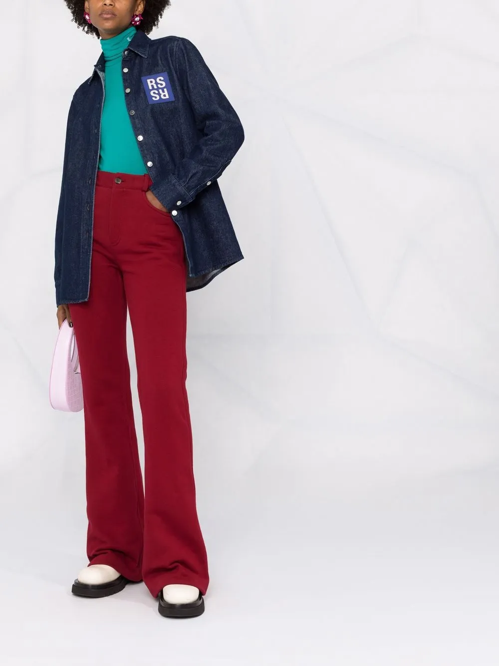 фото Raf simons джинсовая рубашка с нашивкой-логотипом