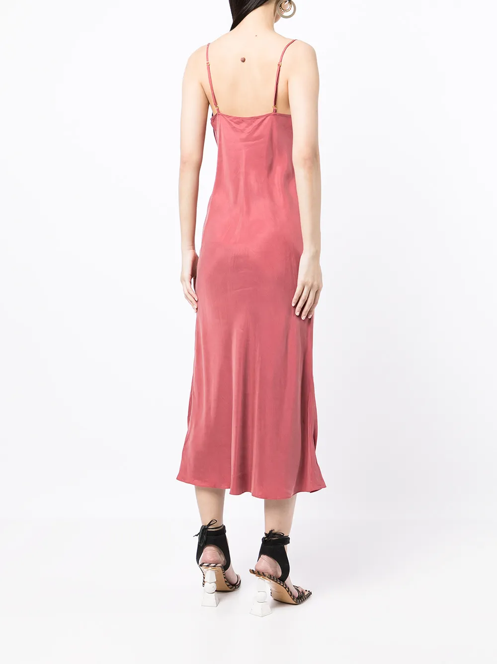 фото We are kindred шелковое платье issy