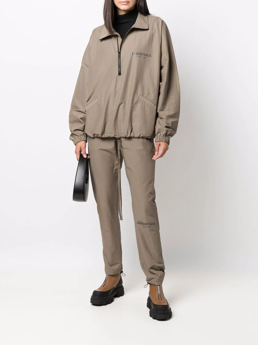  Fear Of God Essentials Jogginghose Mit Logo Print   Grün 