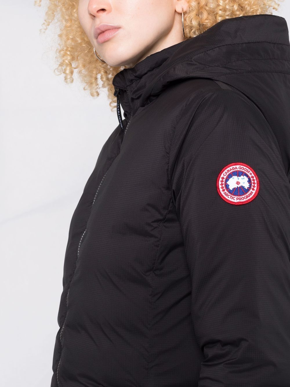 фото Canada goose camp hooded padded coat