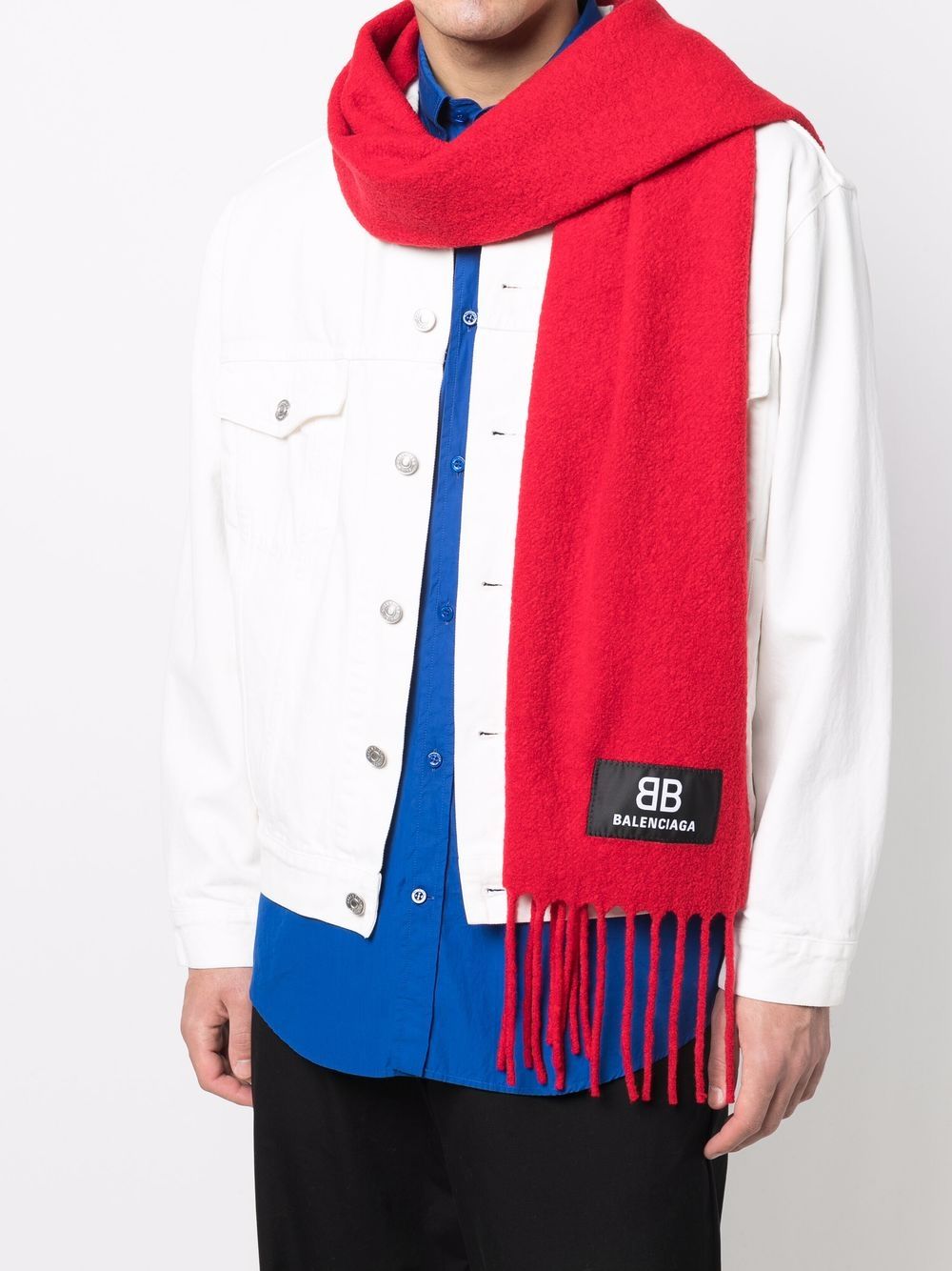 фото Balenciaga шарф с бахромой и нашивкой-логотипом