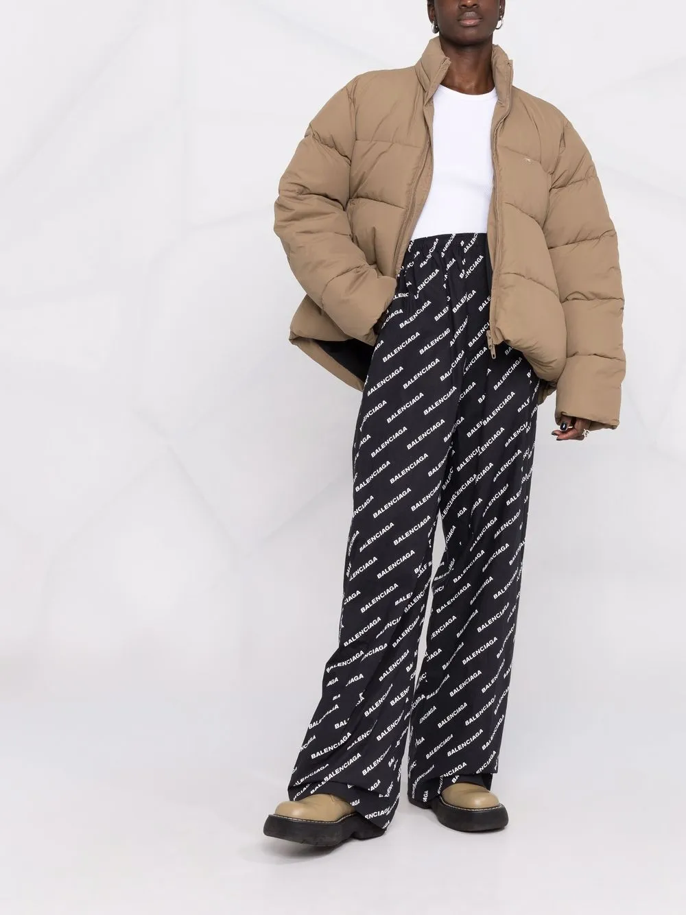 Balenciaga Donsjack met print - Beige