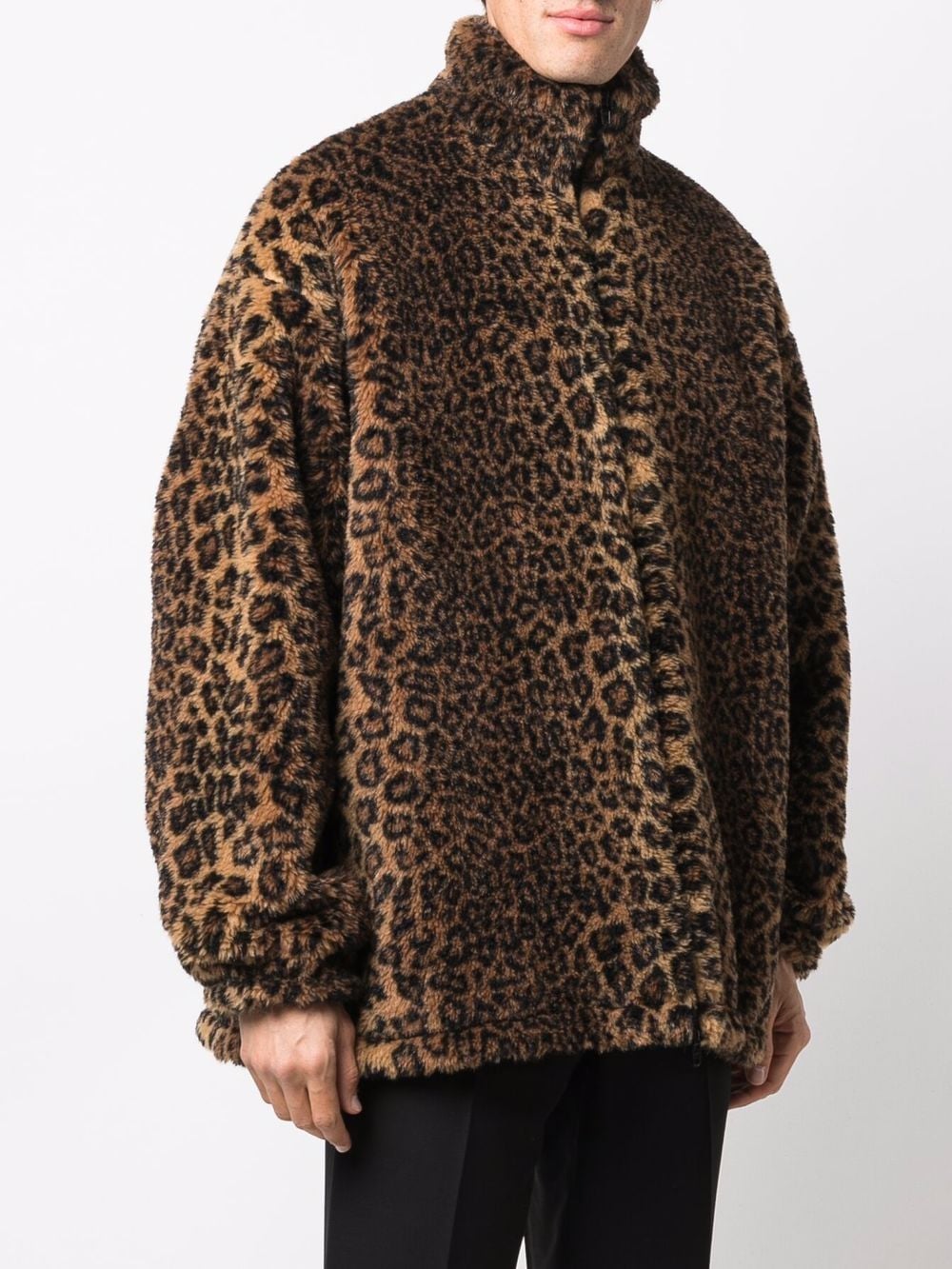 фото Balenciaga короткое пальто оверсайз с леопардовым принтом