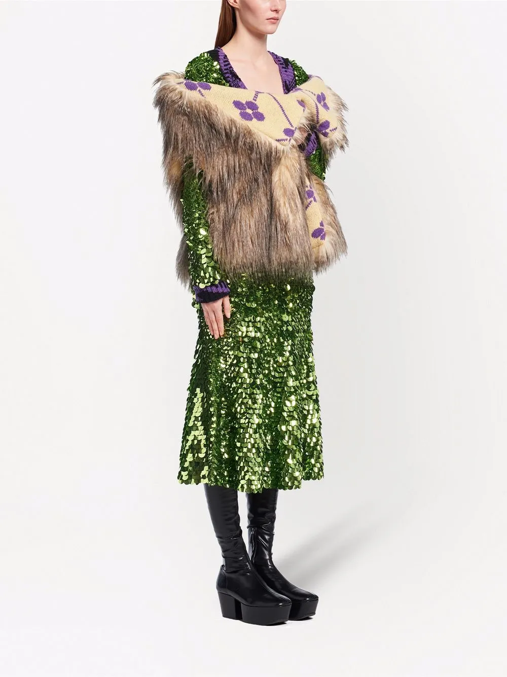 prada fur stole