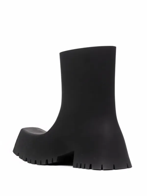 生まれのブランドで BALENCIAGA TROOPER RUBBER BOOTS black