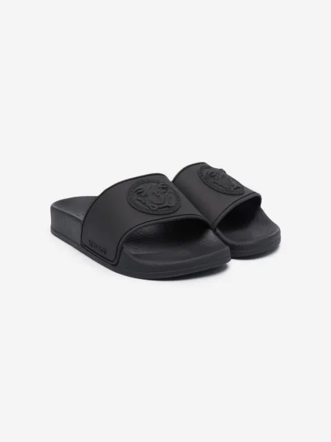 Versace Kids flip flops con detalle Medusa Head