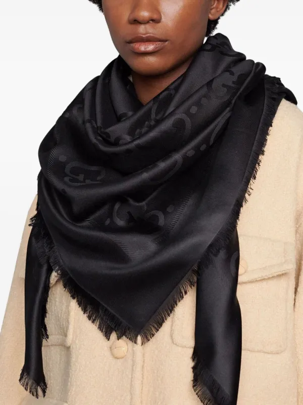 Gucci★素敵！Black Large Scarf Shawl w/Interlocking G Logo Gucci Interlocking G wool and cashmere scarf Gucci