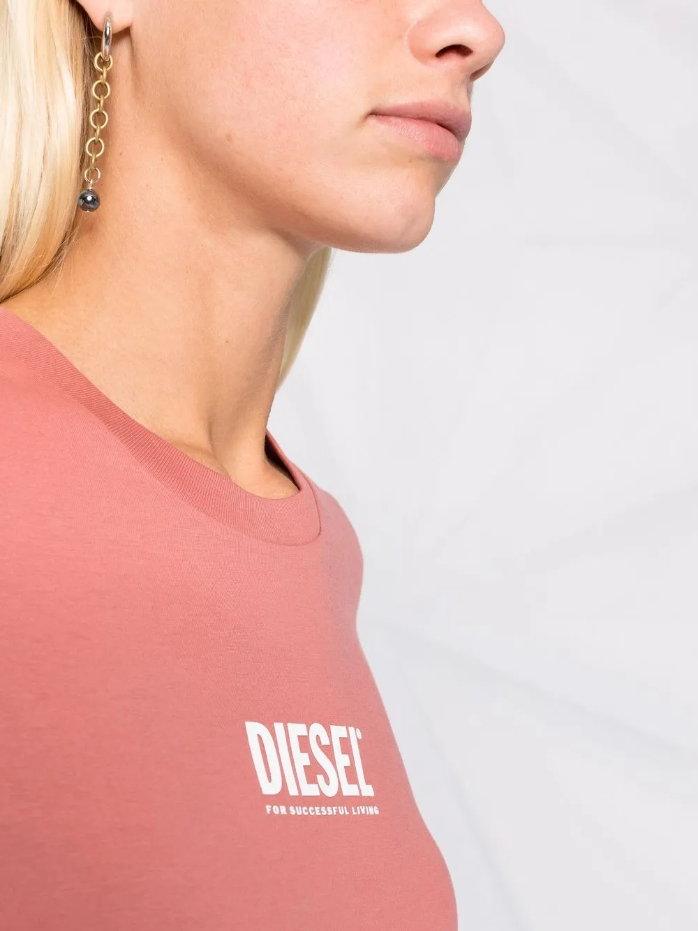 фото Diesel футболка с логотипом