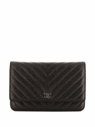 Wallet on chain leather crossbody bag Chanel Silver in Leather