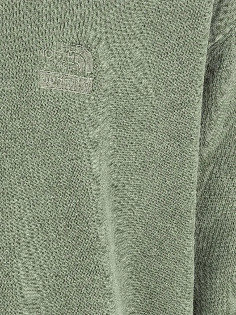 фото Supreme толстовка из коллаборации с the north face