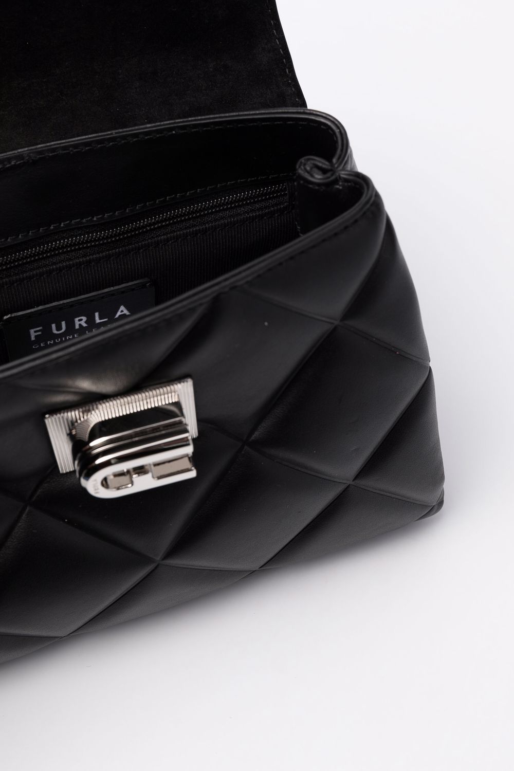 фото Furla стеганая сумка на плечо размера мини