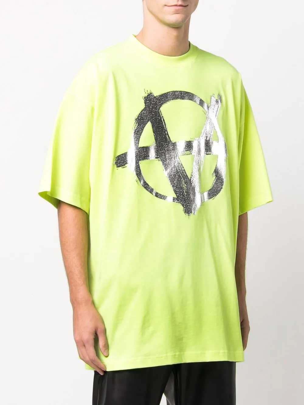 VETEMENTS Anarchy logo-print Cotton T-shirt - Farfetch