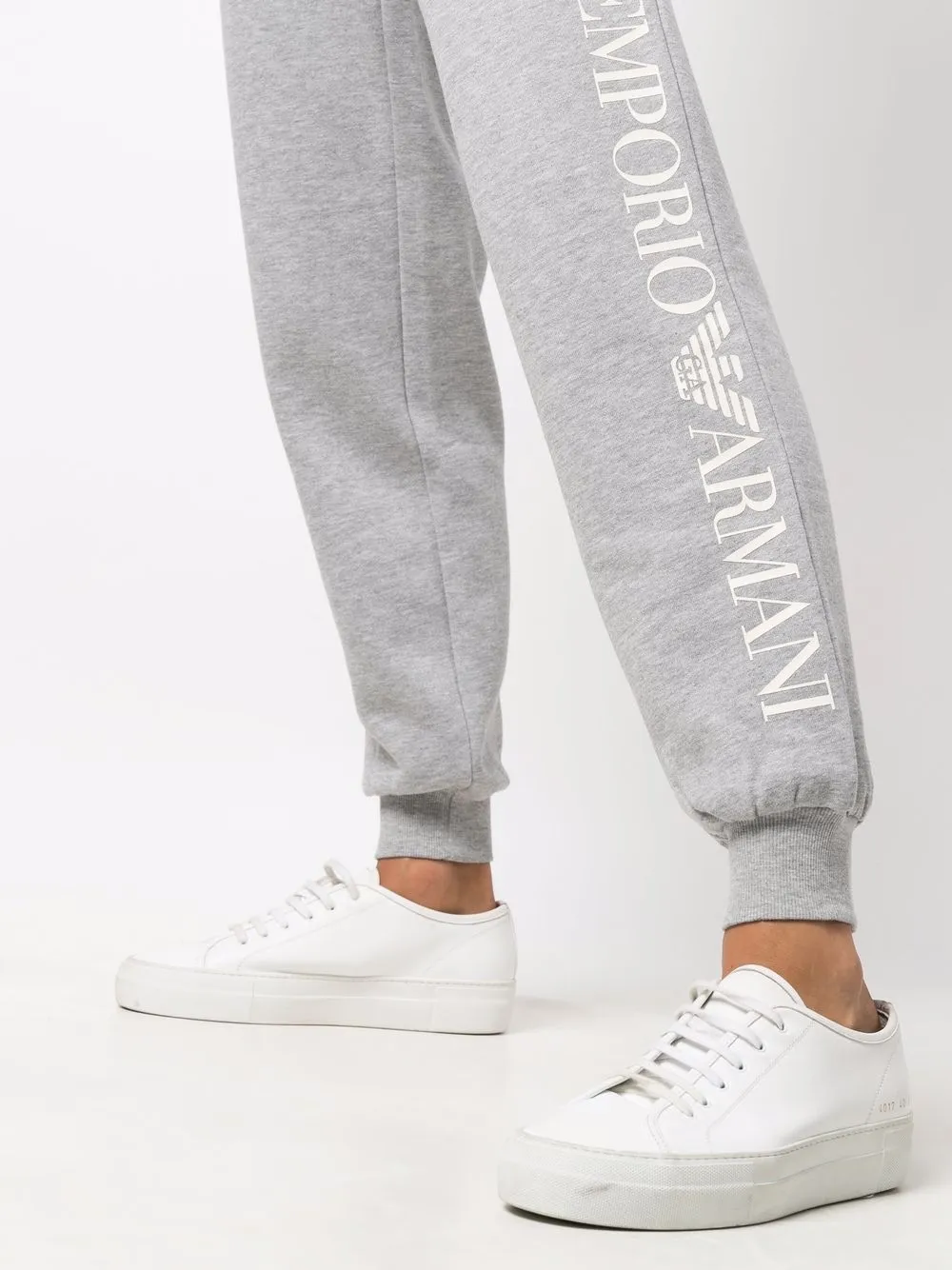 фото Emporio armani спортивные брюки с логотипом