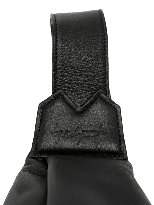 Discord Yohji Yamamoto logo-embossed Leather Shoulder Bag