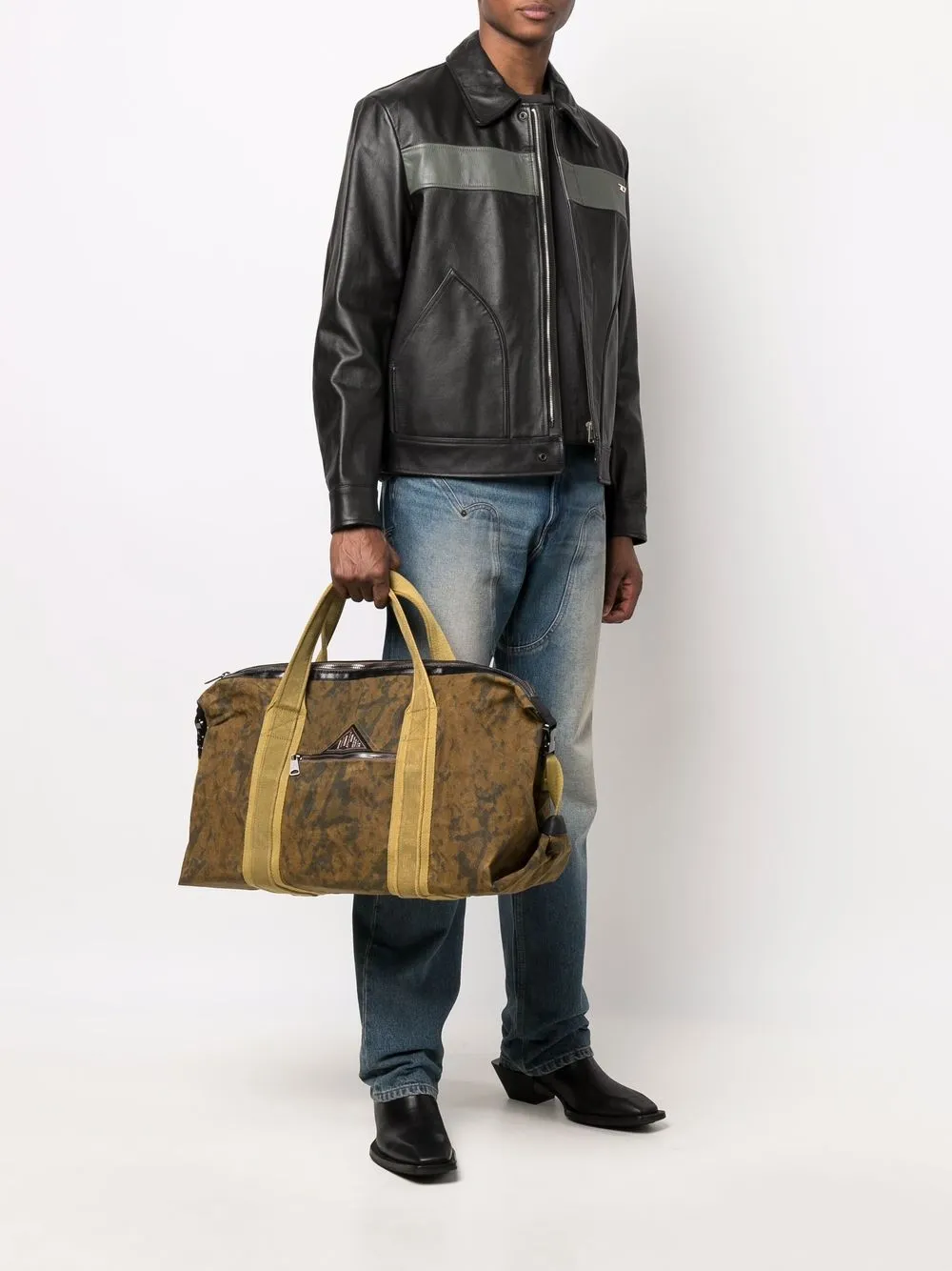 Diesel logo-patch camouflage holdall | Image 2
