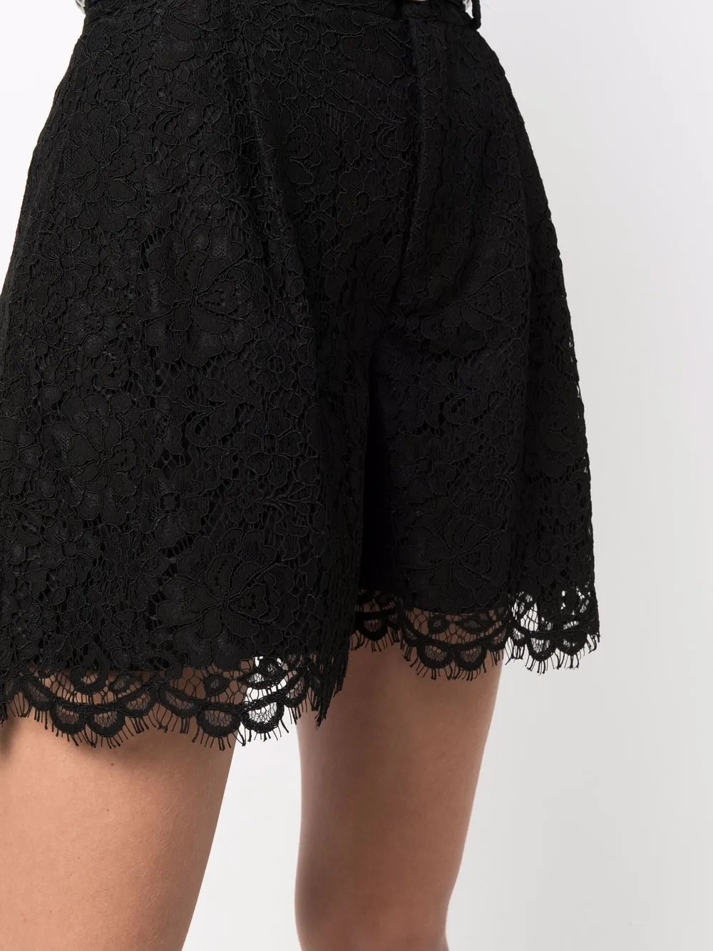 фото Red valentino кружевные шорты с завышенной талией