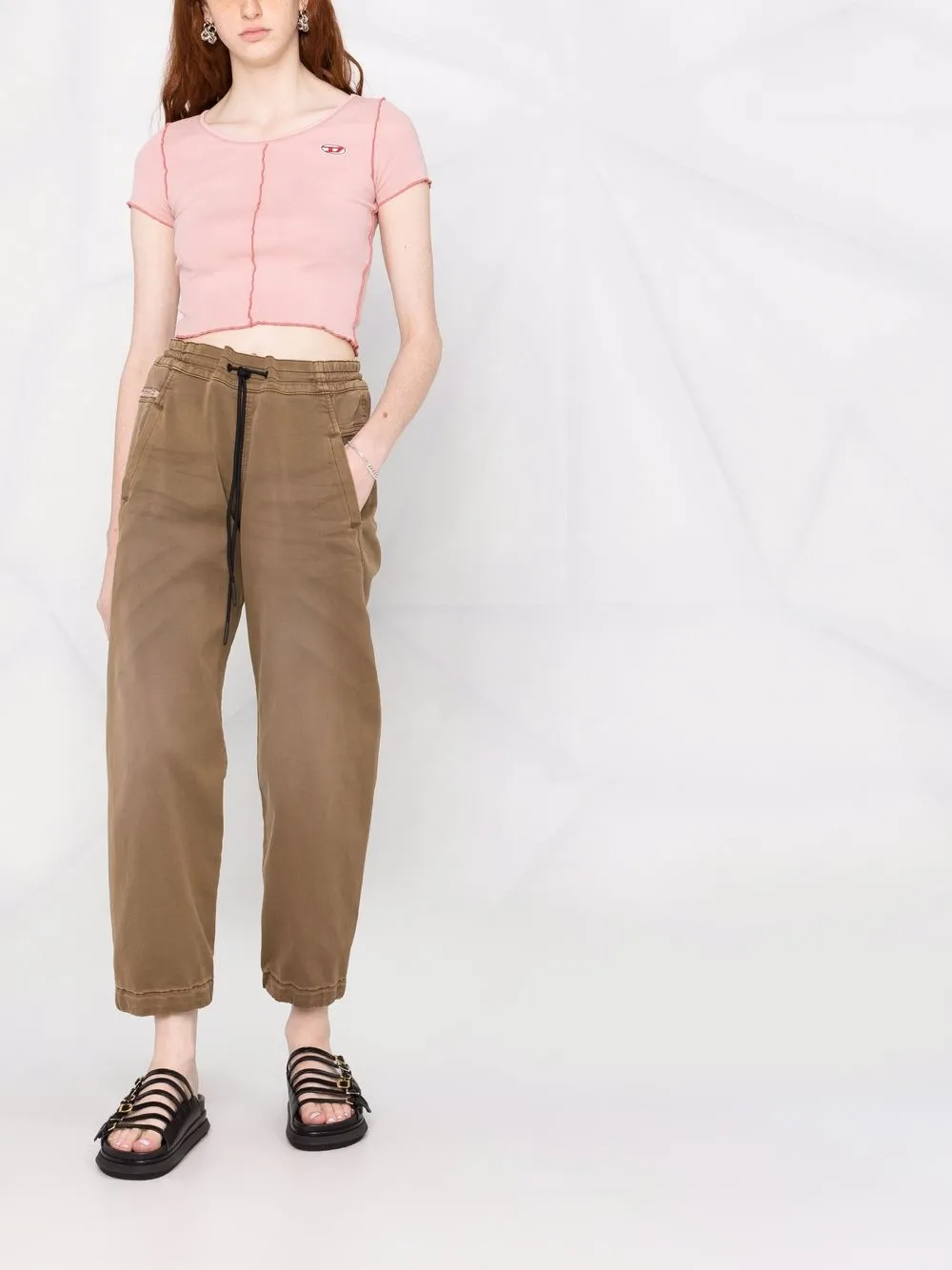  Diesel Jeans Mit Logo Patch   Nude 