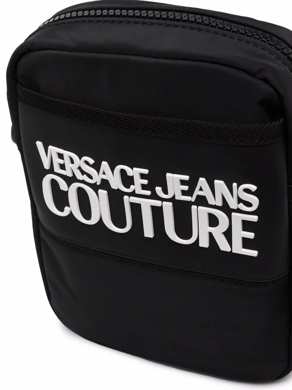 фото Versace jeans couture сумка-мессенджер с тисненым логотипом