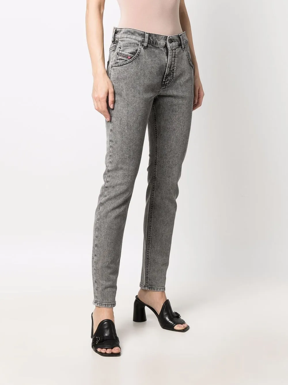  Diesel Jeans Mit Logo Patch   Grau 