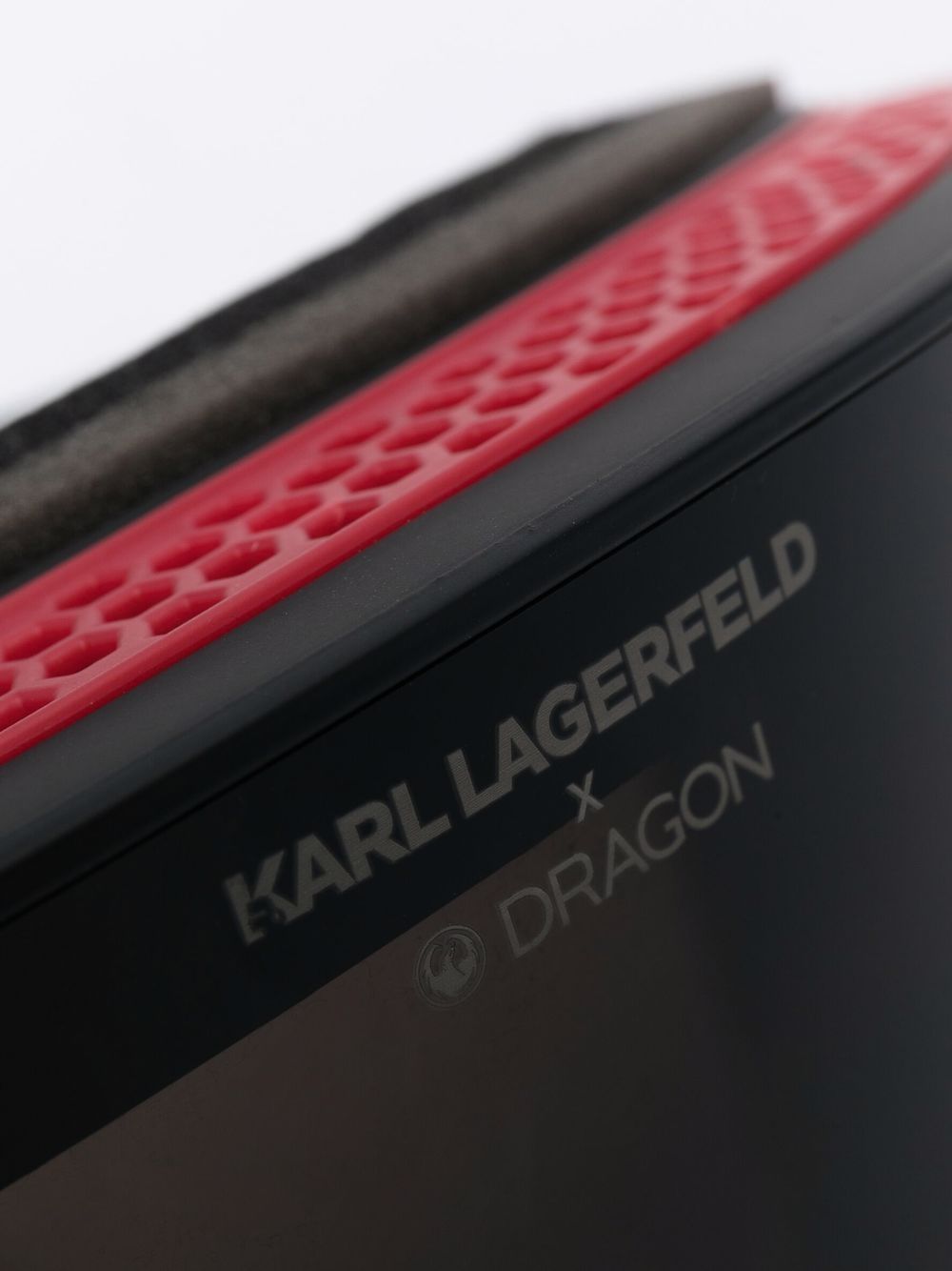 фото Karl lagerfeld горнолыжная маска из коллаборации с dragon