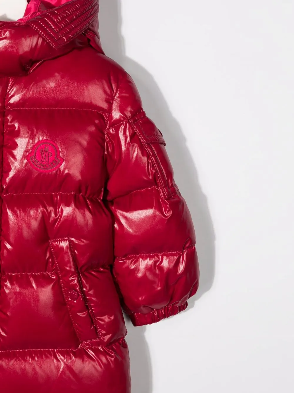 фото Moncler enfant дутый комбинезон с логотипом