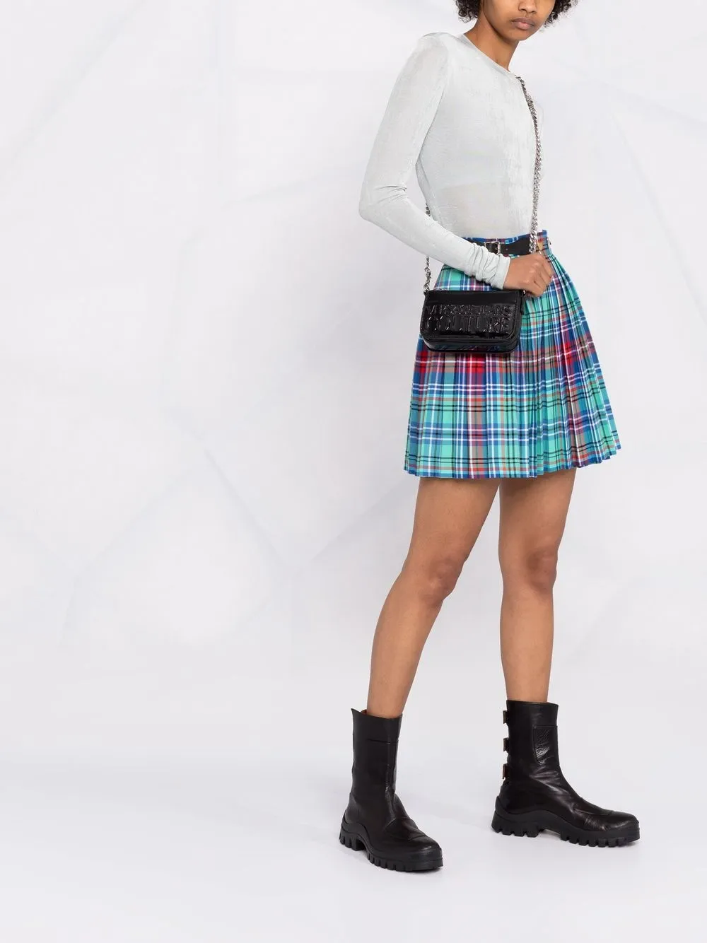 фото Versace jeans couture сумка через плечо с ремнем-цепочкой