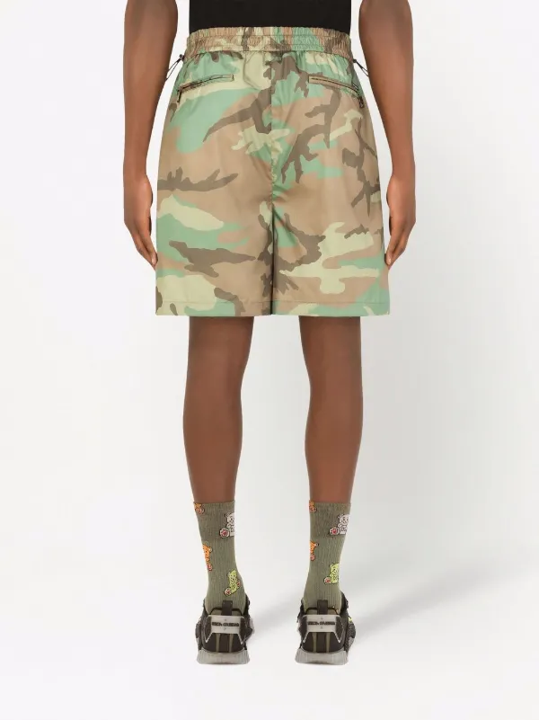 Nike sb deals shorts camo