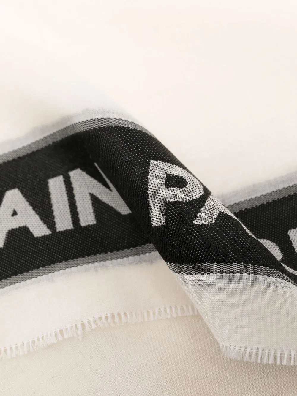 фото Balmain kids шарф с бахромой и логотипом