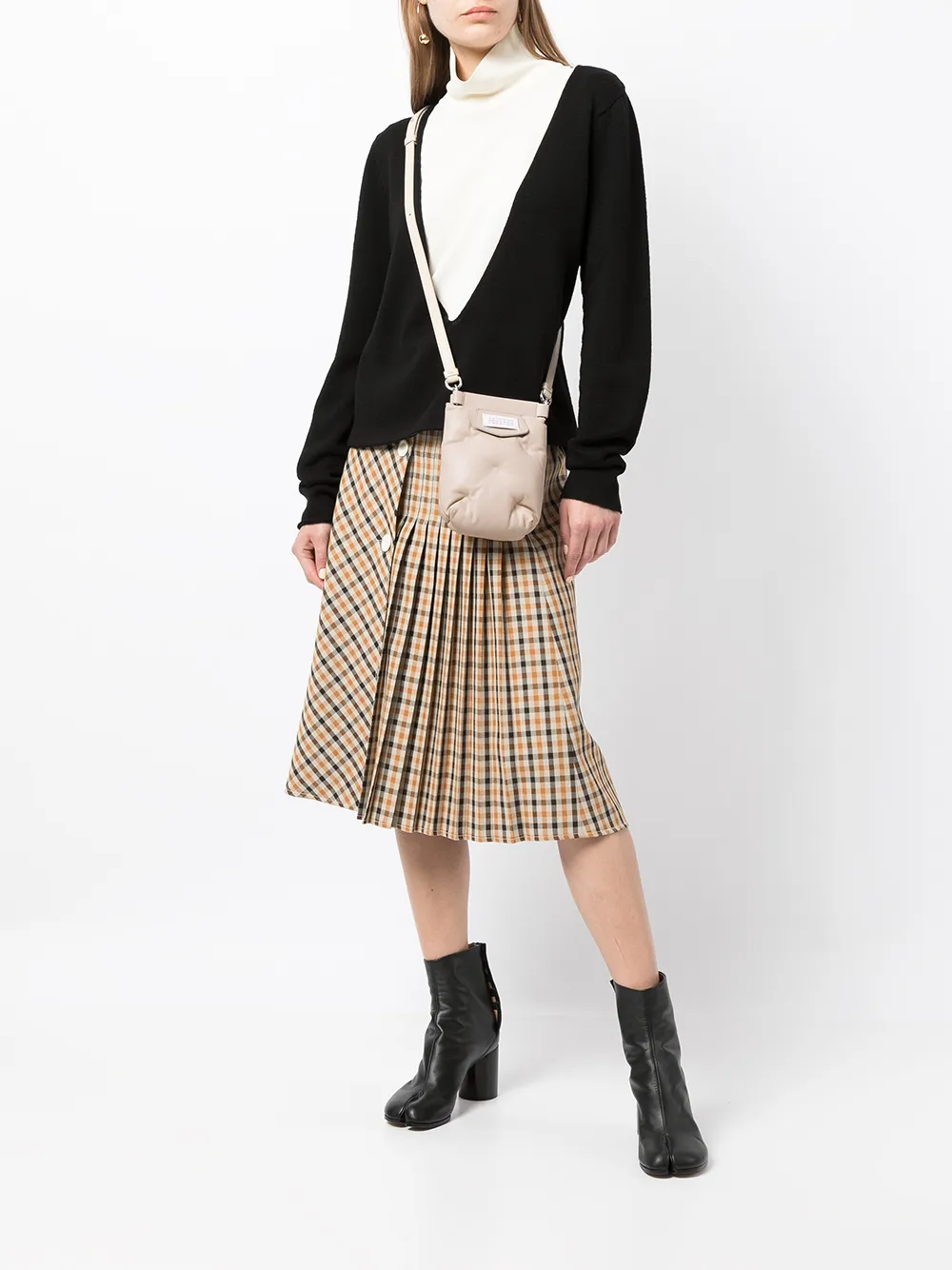 фото Maison margiela дутая сумка-сэтчел с нашивкой-логотипом