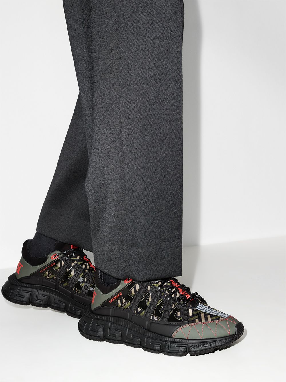 фото Versace кроссовки trigreca с вырезами