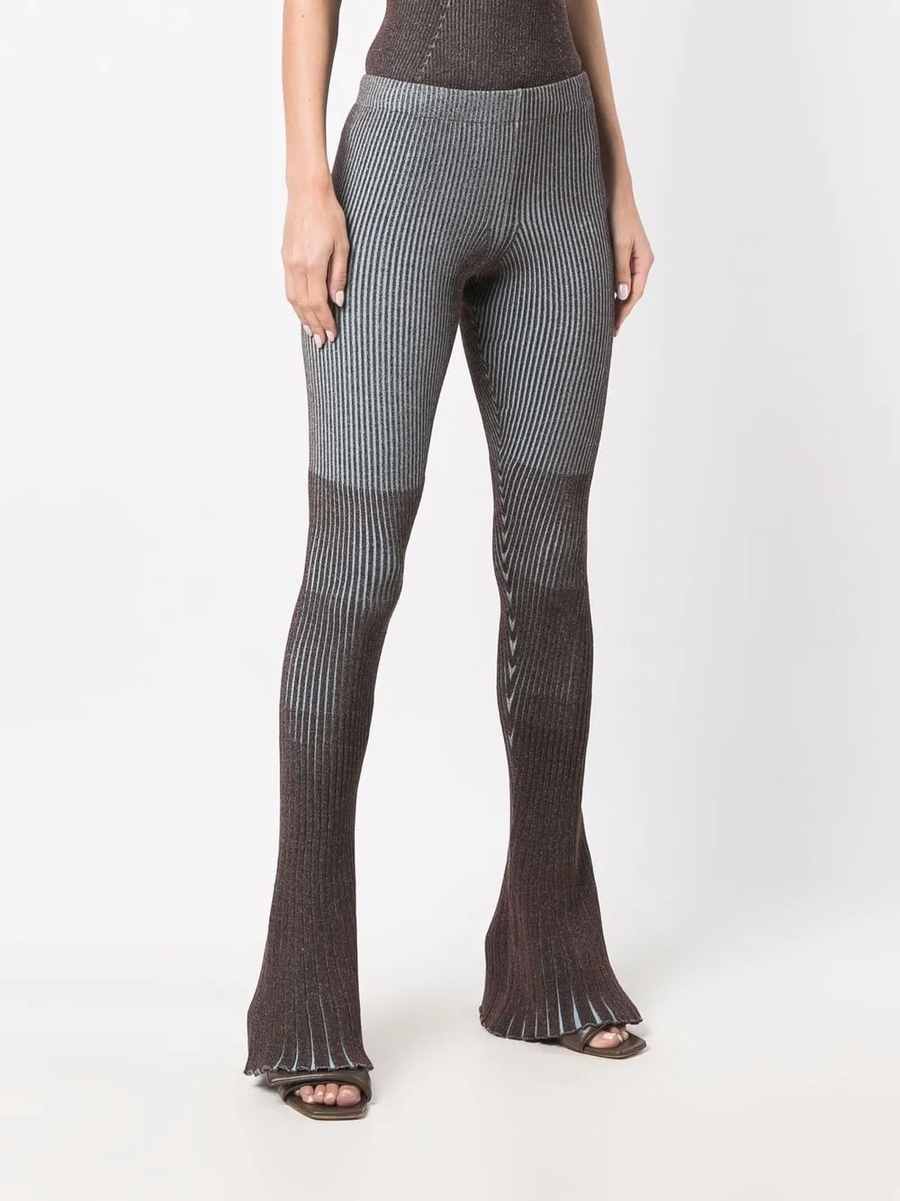 фото Isa boulder ribbed-knit flared leggings