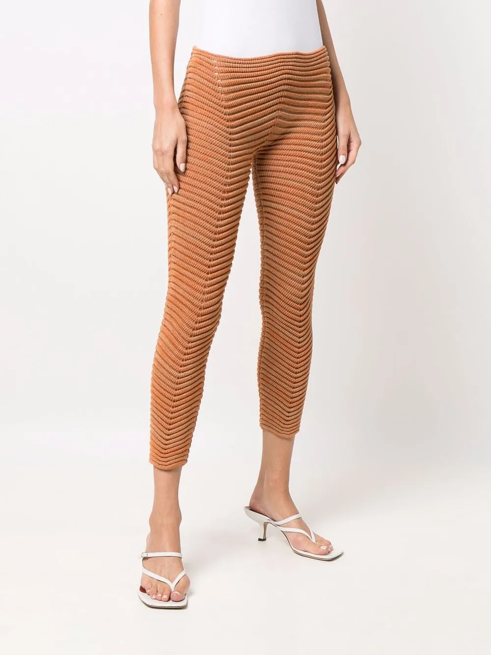 фото Isa boulder ribbed knit leggings