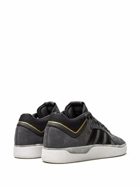 Tenis Tyshawn Mid adidas - Compra online - EnvÃ­o express, devoluciÃ³n gratuita y pago seguro