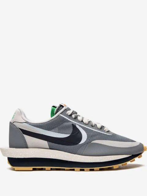 Nike tenis LDWaffle Cool Grey de Nike x Clot x Sacai