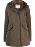 Woolrich logo-patch hooded down padded coat - Green
