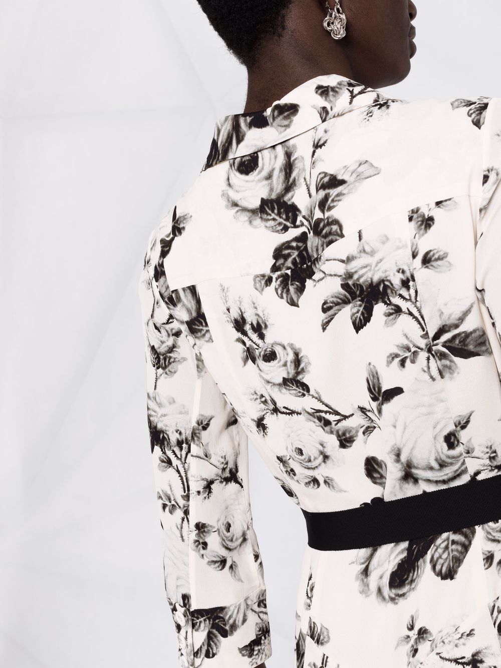 фото Erdem floral-print belted dress