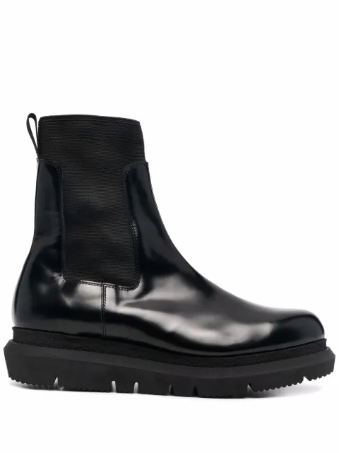 sacai بوت تشيلسي بنعل سميك