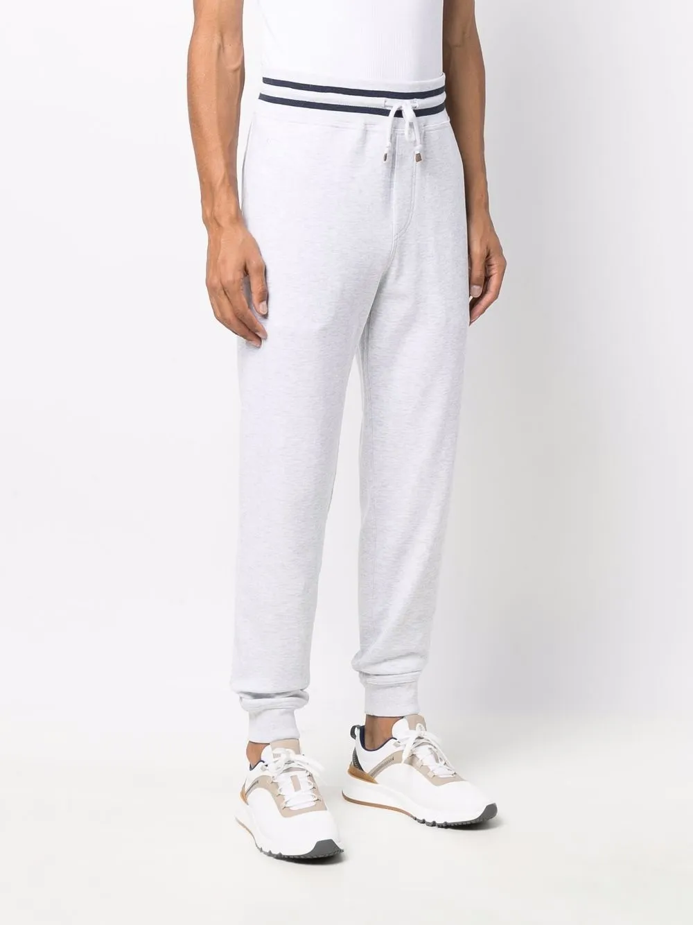 фото Brunello cucinelli зауженные спортивные брюки