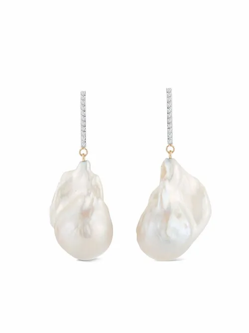 Boucles d'oreilles One-of-a-kind en 14ct à perle baroque et diamants - Mateo - Modalova