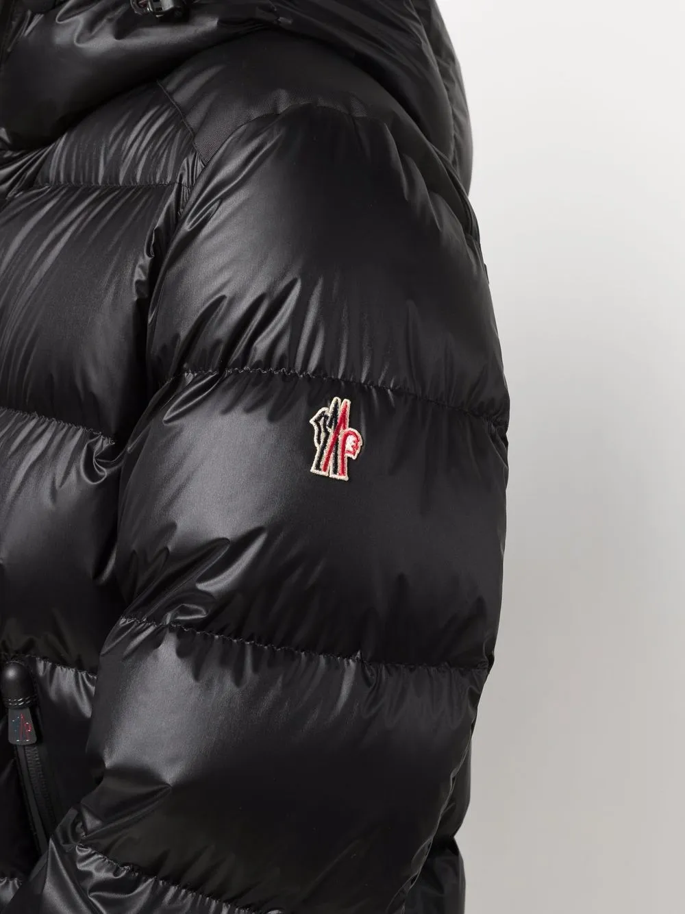 фото Moncler пуховик hintertux