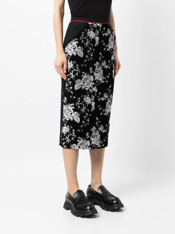 Floral embroidered 2024 midi pencil skirt