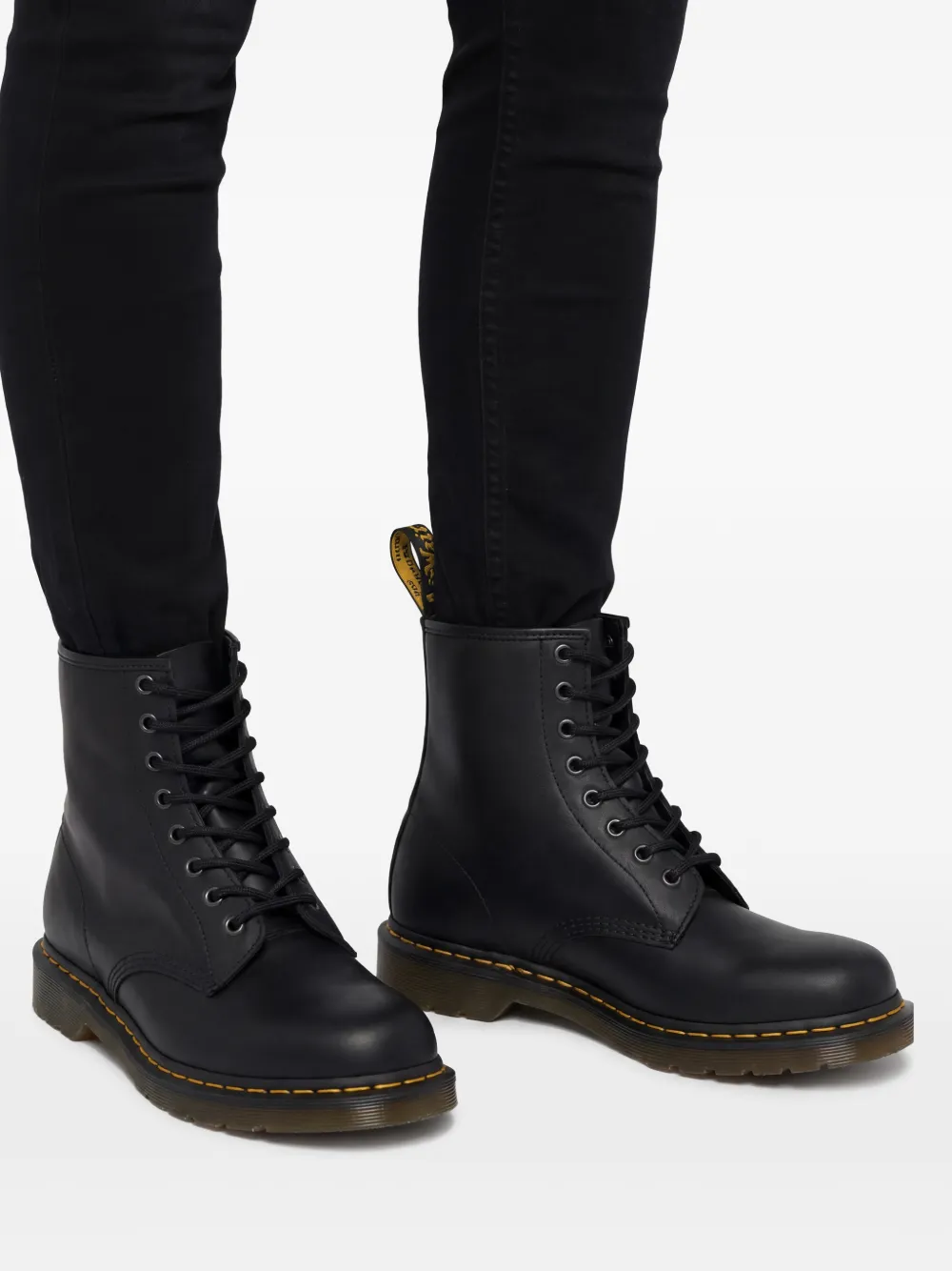 Dr. Martens レースアップ コンバットブーツ | ブラック | FARFETCH JP