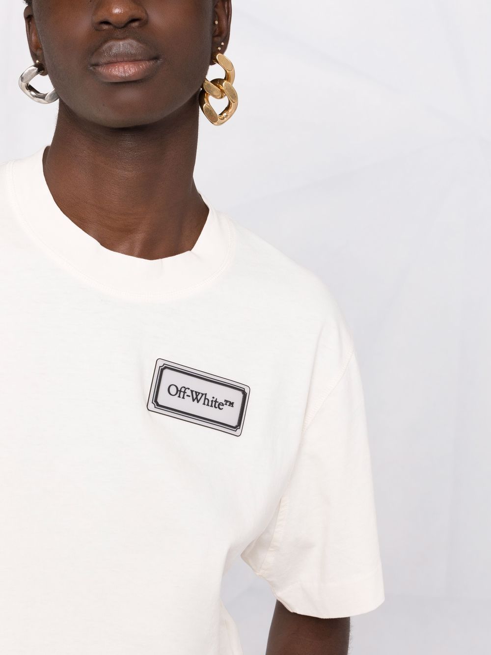 Shop Off-white Logo-patch Cropped Short-sleeve T-shirt In Neutrals