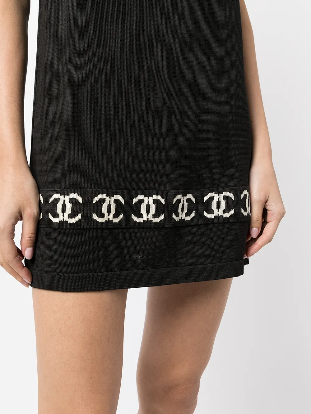 фото Chanel pre-owned платье мини 1980-1990-х годов с логотипом