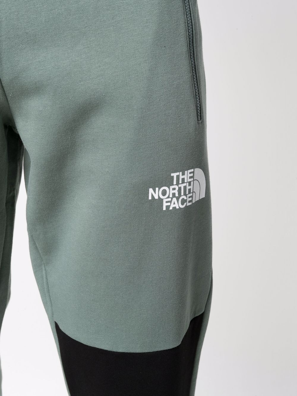 фото The north face спортивные брюки